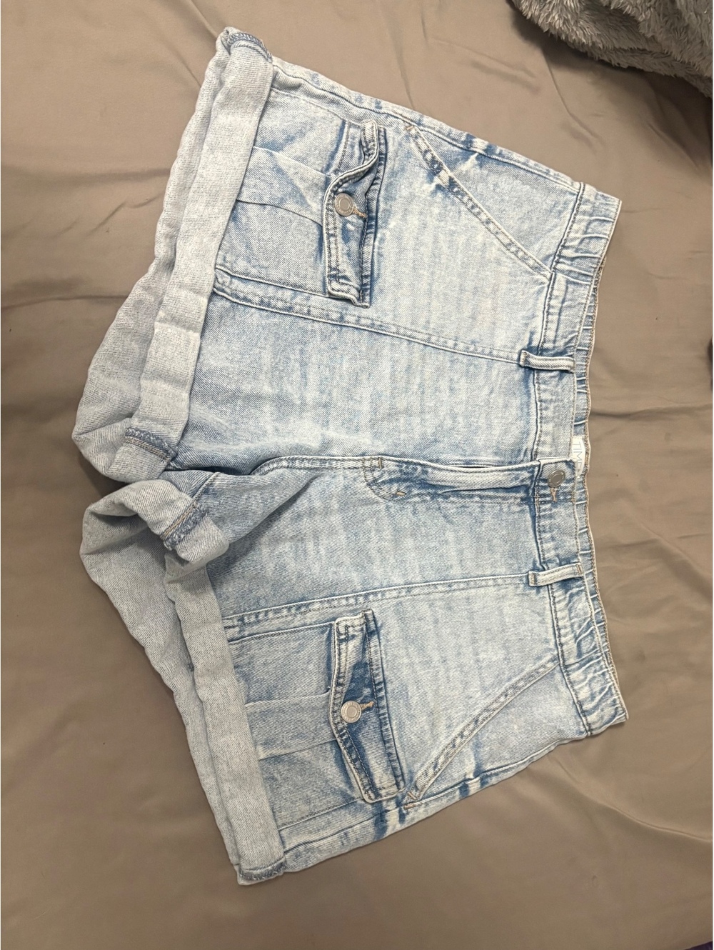 Time and Tru Light Wash Denim Shorts Size 16